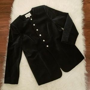 Lord & Taylor ▪Velvet Jacket